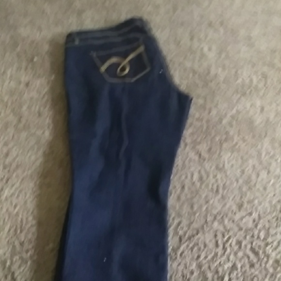 Jeans - Picture 2 of 2